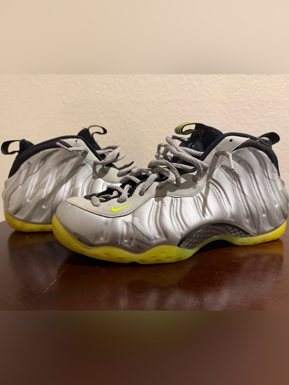 Nike Foamposite One Silver Volt Men’s Size 12